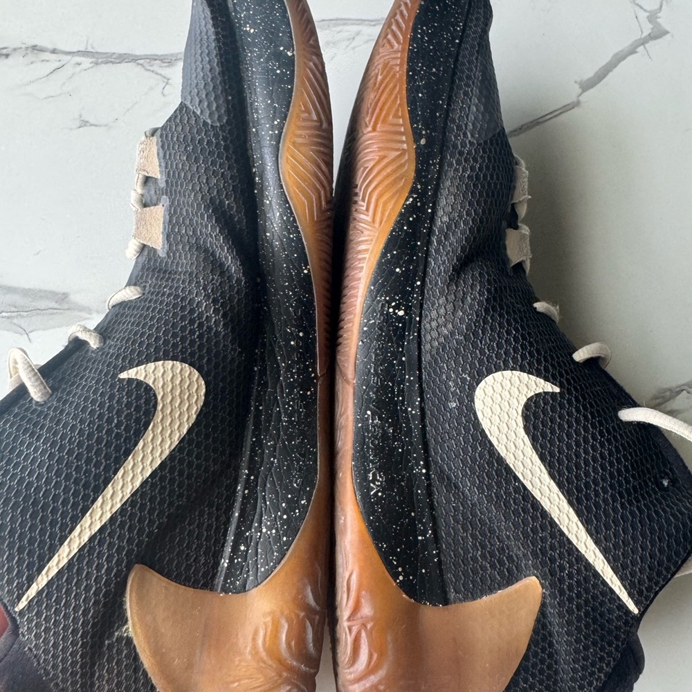 Nike Men 15 High Top Athletic Sneakers - Picture 5 of 12